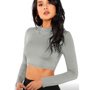 Grey mock neck long sleeve crop top size small #52